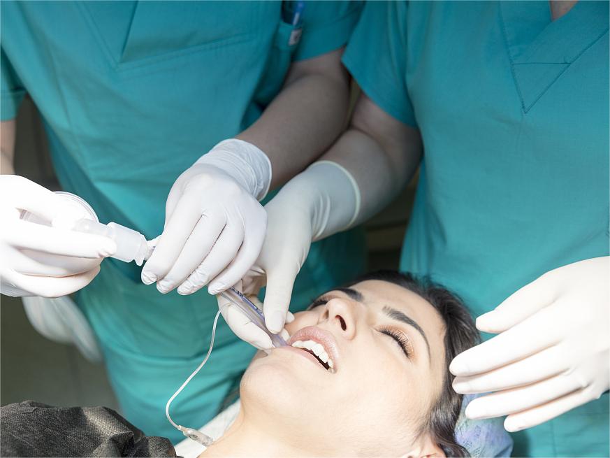 從傳統到現代:可視喉鏡在呼吸道疾病診斷中的重要作用 從傳統到現代:可視喉鏡在呼吸道疾病診斷中的重要作用